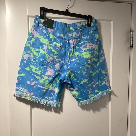 NWT Wild Fable Tie-Dye High Rise Bermuda Shorts Size 4/27W - Picture 3 of 8